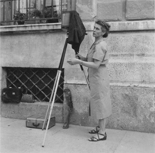 Hilde Lotz Bauer, photographer
